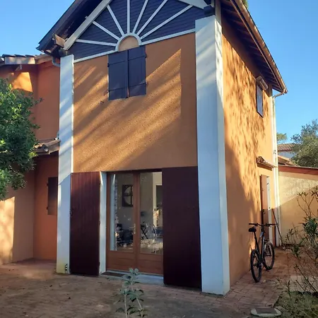 La Petite Maison Des Abatilles Holiday home *
